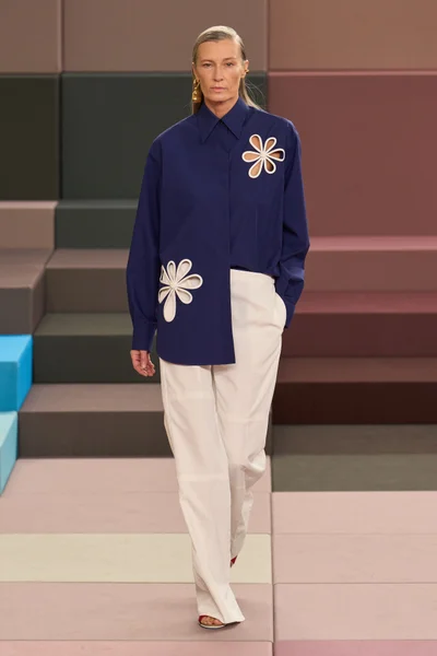 Look 43